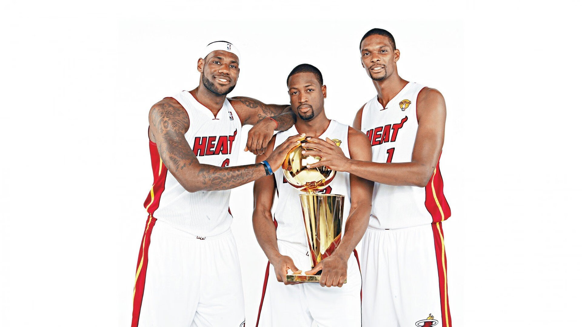 团队配合：北京队全场助攻高达23次，配合默契！，北京队冠军阵容