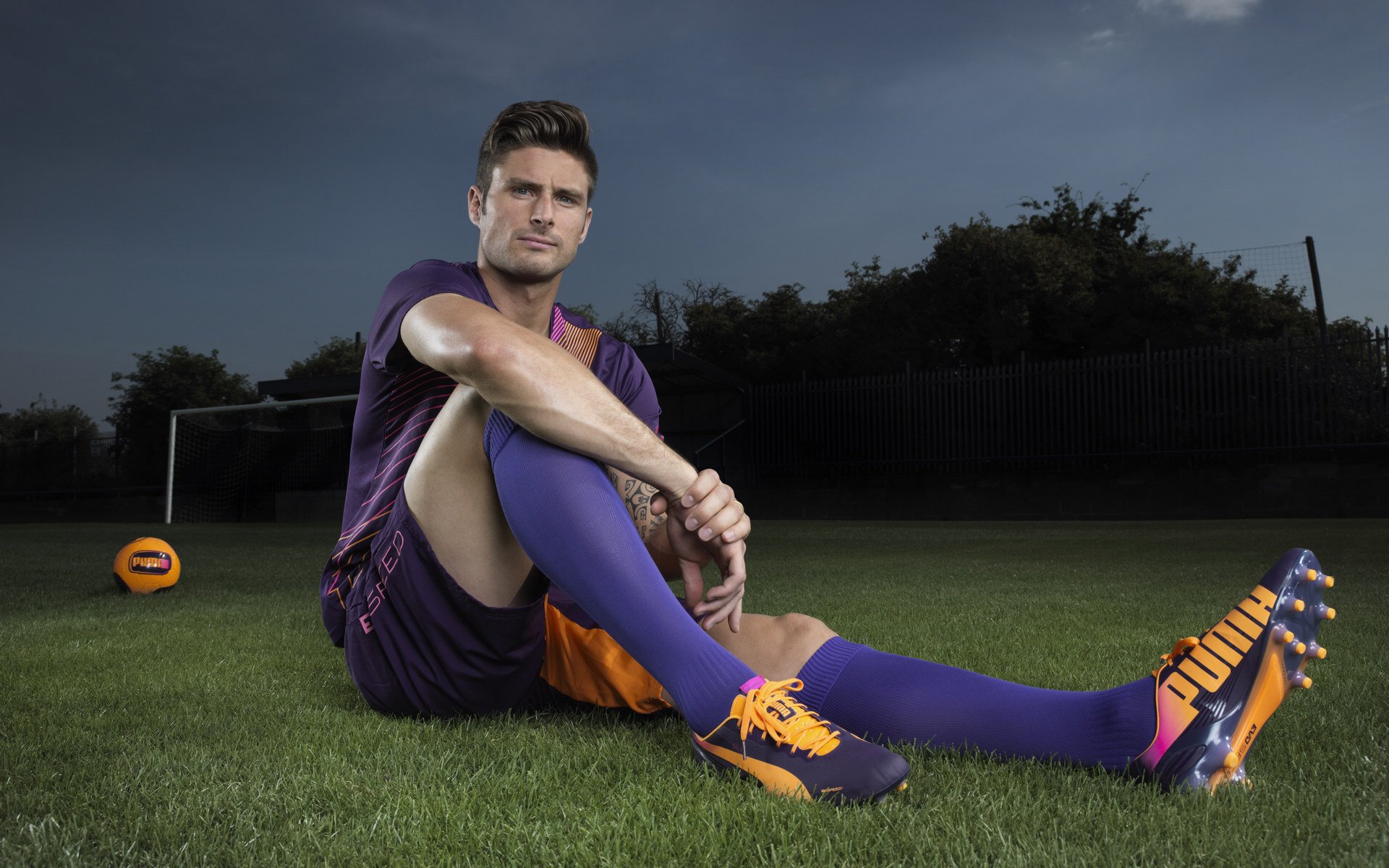 德甲：多特在最后5分钟破门逆转对手，追赶拜仁压力不断，多特德乙